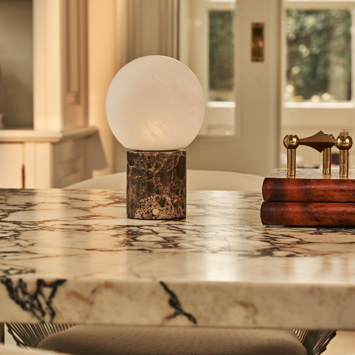 Metsu Brown – Emperador Dark Marble Rechargeable Table Lamp | Authentic, Dimmable & Up to 100 Hours of Light