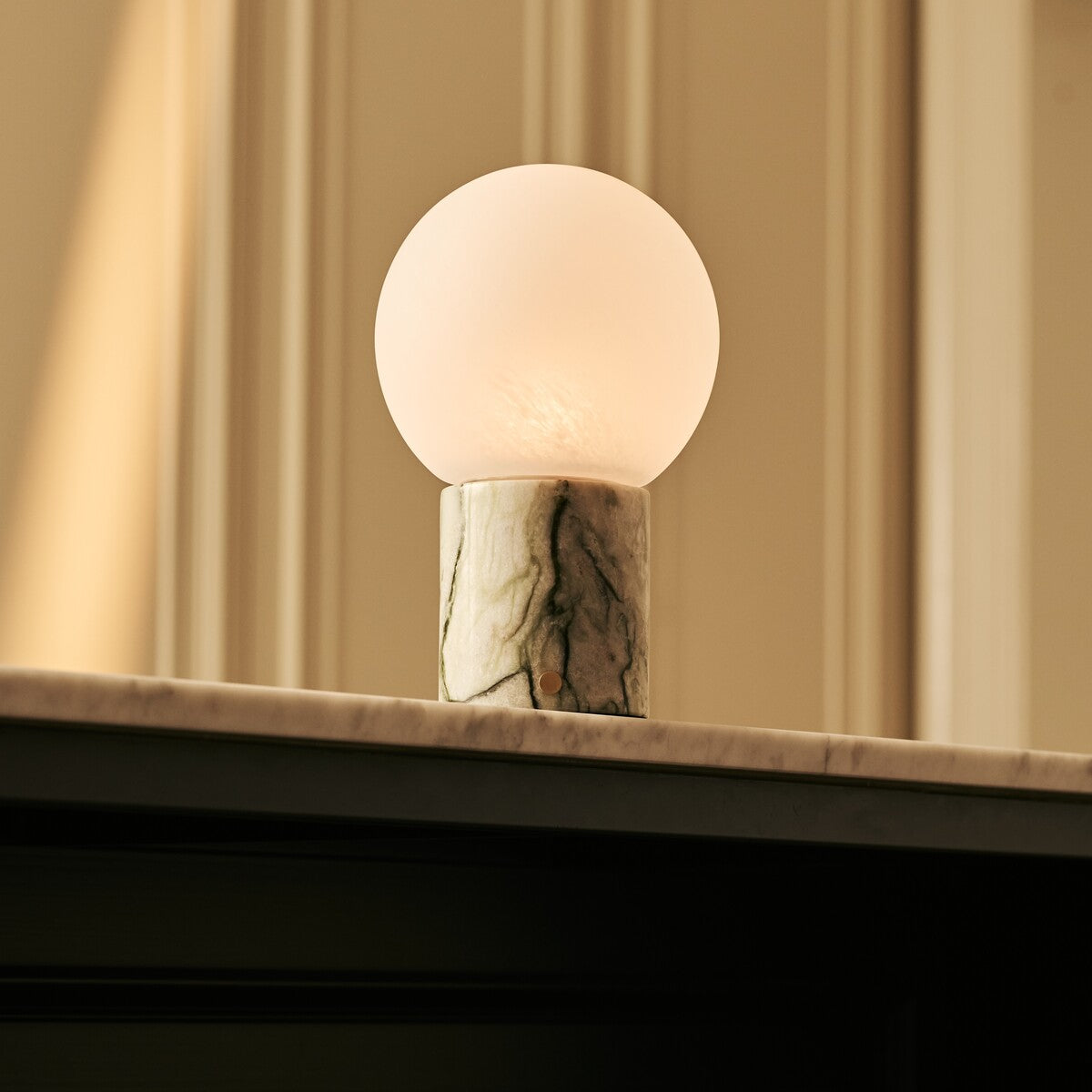 Metsu Green – Ice Green Marble Rechargeable Table Lamp | Authentic, Dimmable & Up to 100 Hours of Light