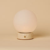 Metsu Small Beige – Travertin Wiederaufladbare Tischlampe 