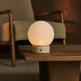 Metsu Small Beige – Travertin Wiederaufladbare Tischlampe 