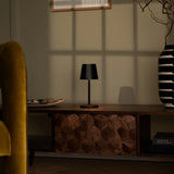 James Black Rechargeable Iron Table Lamp – Cordless, Dimmable & Elegant Tavellio