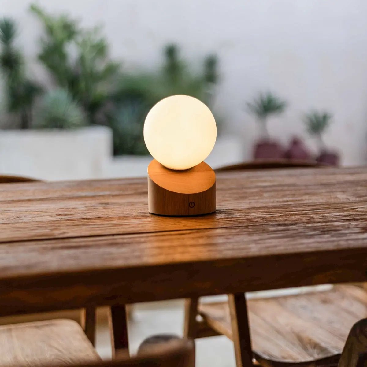 Morris Light Brown Stylish Rechargeable Lamp – Cordless, Dimmable, Eco-Friendly Design Tavellio