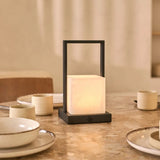 Nola – Rechargeable table lamp made of alabaster Tavellio