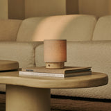Onoda Small Beige – Travertin Wiederaufladbare Tischlampe 