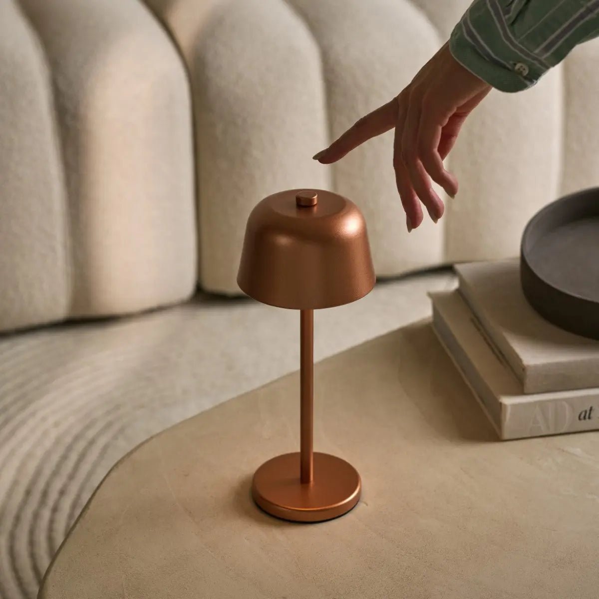 Anton Copper Rechargeable Table Lamp | Stylish & Cordless Lighting Tavellio