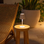 James White Rechargeable Table Lamp – Cordless, Dimmable & Elegant Tavellio