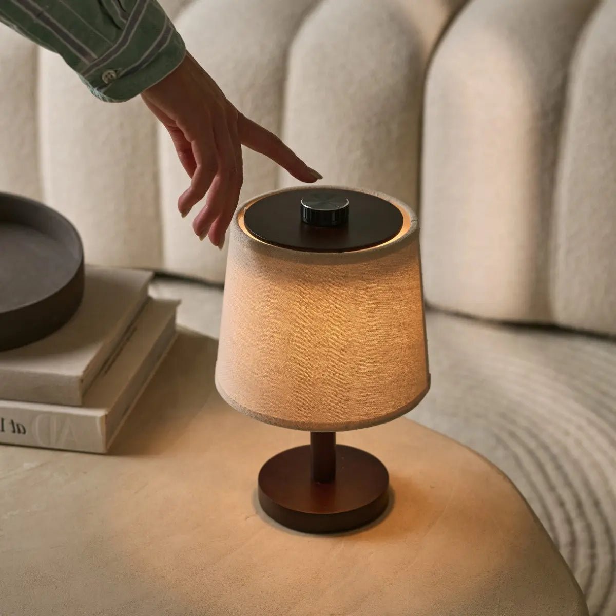 Rover Dark Brown Wooden Lamp – Rechargeable, Cordless & Dimmable Shade Tavellio