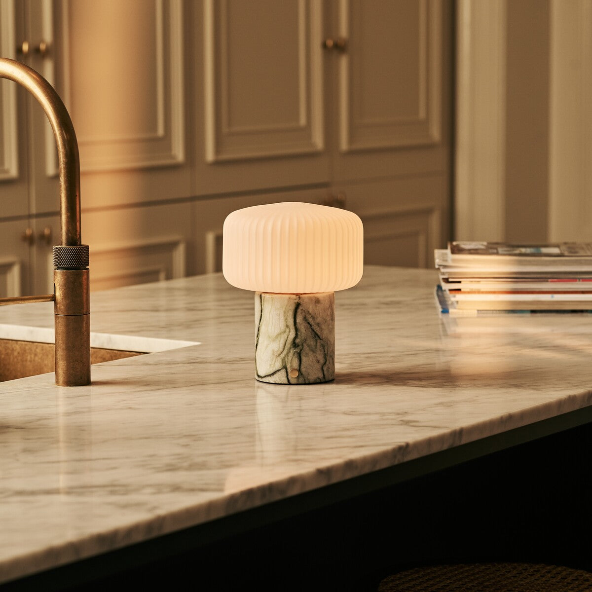Renoir Green – Ice Green Marble Rechargeable Table Lamp | Cordless, Dimmable & Up to 100 Hours of Light