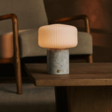 Renoir Weiß – Bianco Statuarietto Marmor Wiederaufladbare Tischlampe 