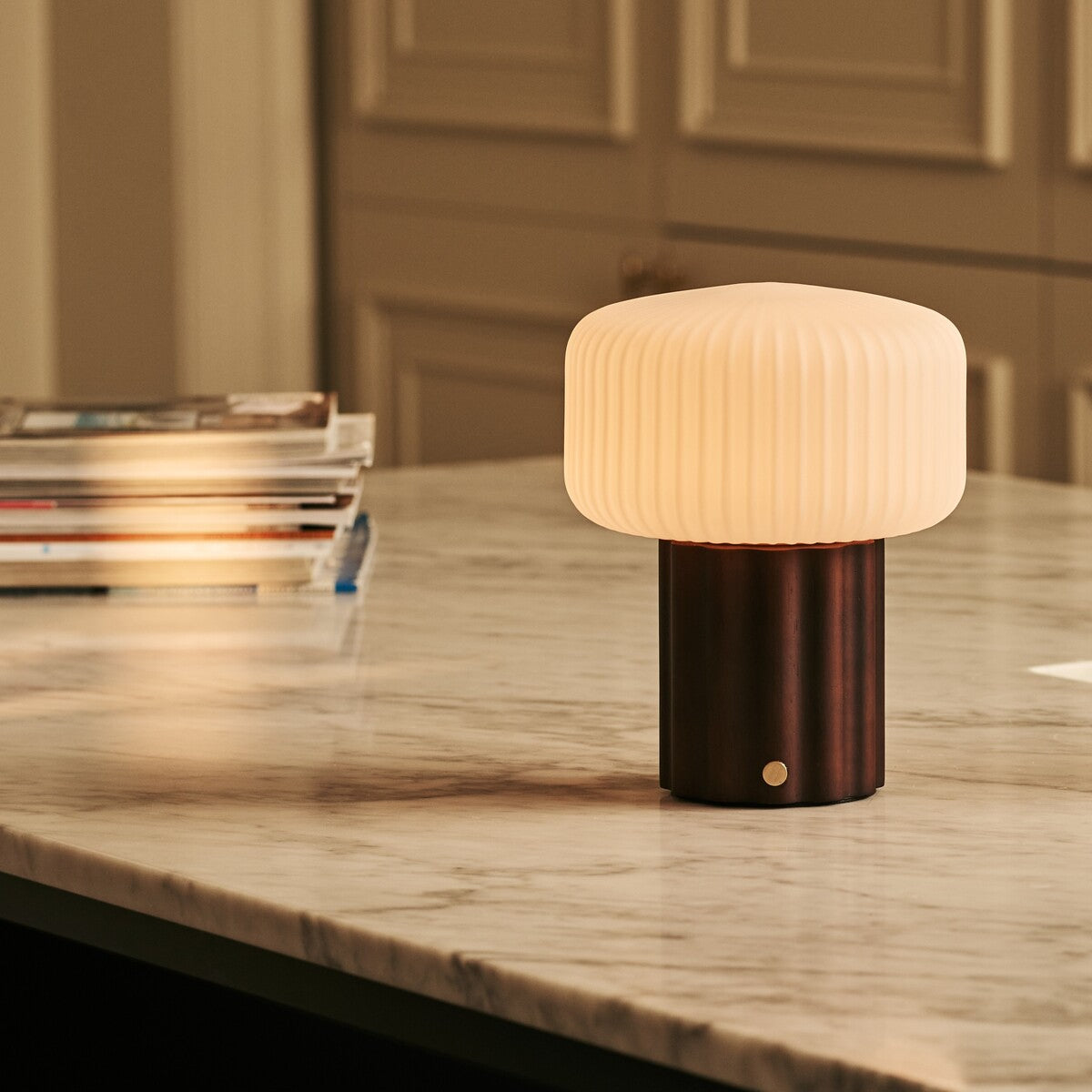 Robin Dark Brown Rechargeable Table Lamp | Stylish, Cordless & 3 Light Modes