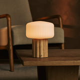 Robin Hellbraun Wiederaufladbare Tischlampe 