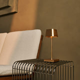 Combi Set Professional – 8 x Sarphati Mini Gold Rechargeable Table Lamps &  1 x Central Station Wireless Charging Station with Qi-Technology – Perfect for Restaurants, Hospitality & Hotels Tavellio