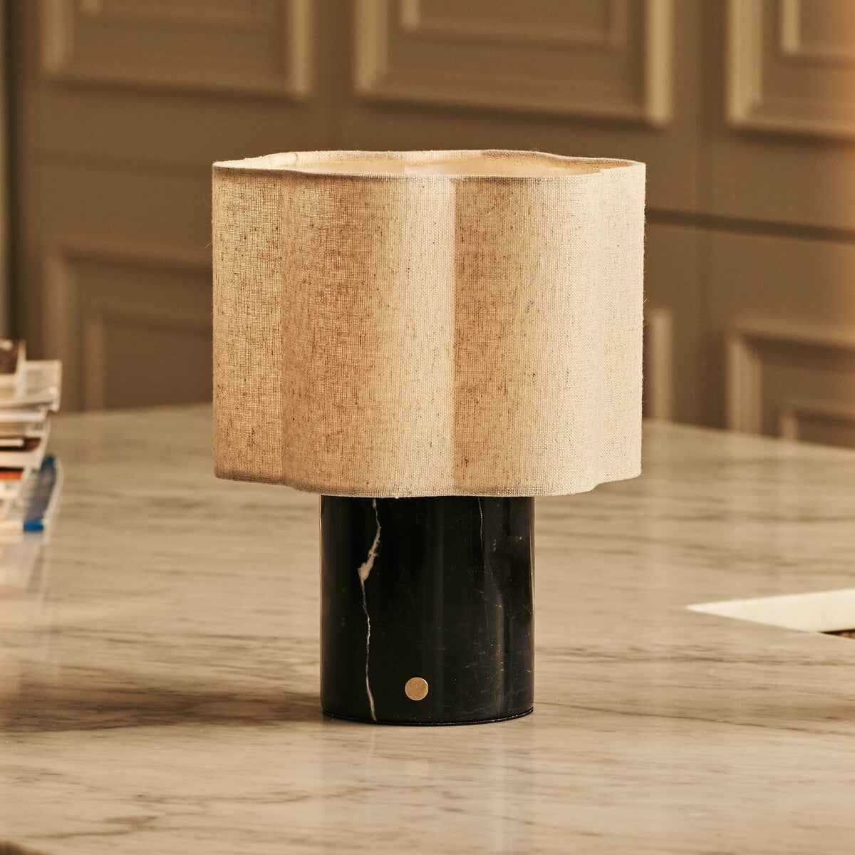 Sisley Black – Nero Marquina Marble Rechargeable Table Lamp | Cordless, Up to 100 Hours & Linen Blend