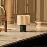 Tavellio-Rijks-collection-Marble-Rechargeable-Lamps_fdde3c95-ca4e-41b3-81ae-1932c3bab679