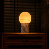 Sol Medium Arabescato Marmor und Alabaster Kabellose Tischlampe