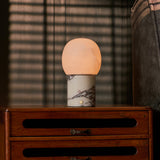 Sol Medium Calacatta Vionaro Blanc Marbre & Albâtre Lampe de table rechargeable