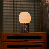 Sol Medium Rosso Levanto Marmor und Alabaster Kabellose Tischlampe