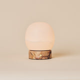 Sol Small Calacatta Vionaro Rosa Marmor und Alabaster Kabellose Tischlampe