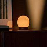 Sol Petit Châtaigne lampe de table en bois & albâtre rechargeable