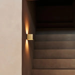 Tess Gold Rechargeable Wall Lamp – Motion sensor, 20 Different Light Modes, Dimmable, Magnetic Suspension System Lamp & Including Remote Control Tavellio