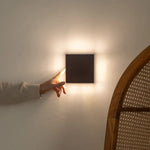 Lane Donkerbruin draadloze wandlamp, oplaadbaar, dimbaar, van natuurlijk hout, 5000K wit licht Tavellio
