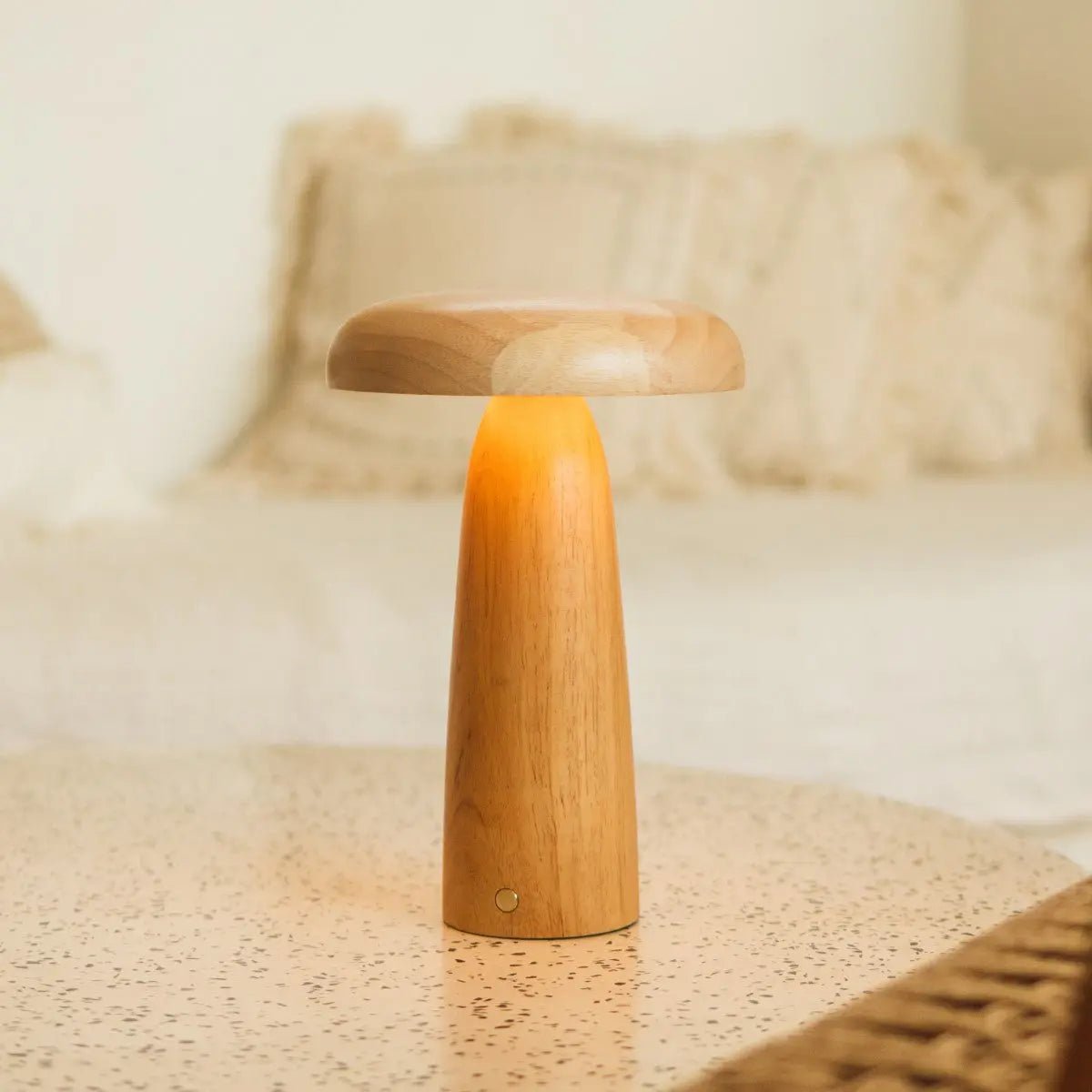 Lennart Wooden Table Lamp – Rechargeable, Dimmable & Cordless Lighting Tavellio