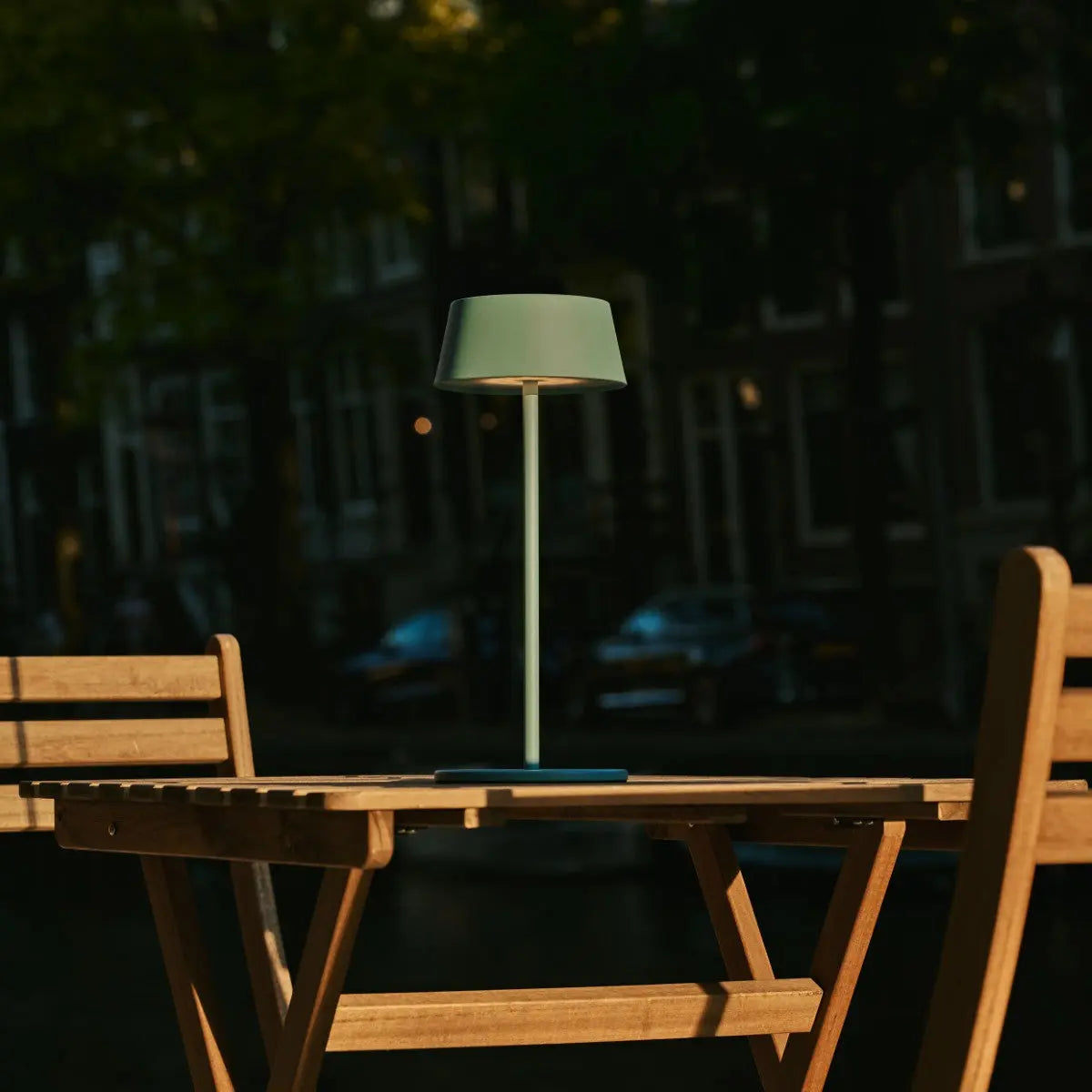 Hugo Amsterdams Blue Rechargeable Iron Table Lamp - Dimmable, Stylish & Cordless
