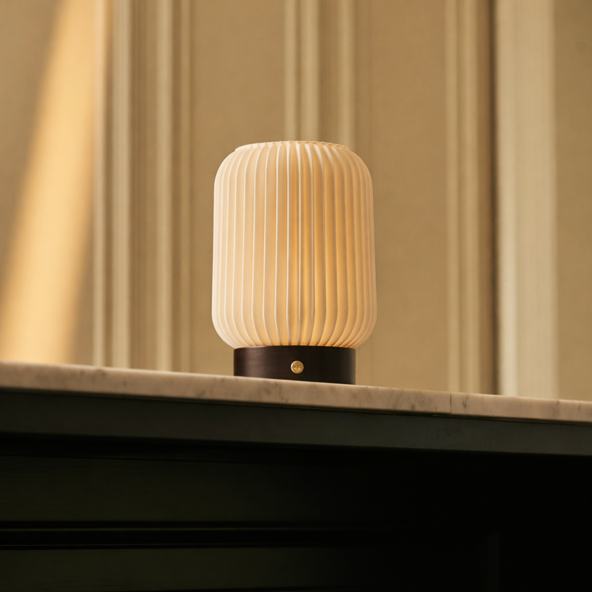 Alba Dark Brown Wooden Rechargeable Table Lamp | Cordless, 3 Light Modes & Dimming Function