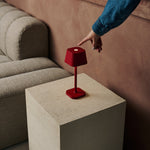 Ava Berry Red - Rechargeable Table Lamp | Stylish, Cordless Lamp & Dimmable Tavellio