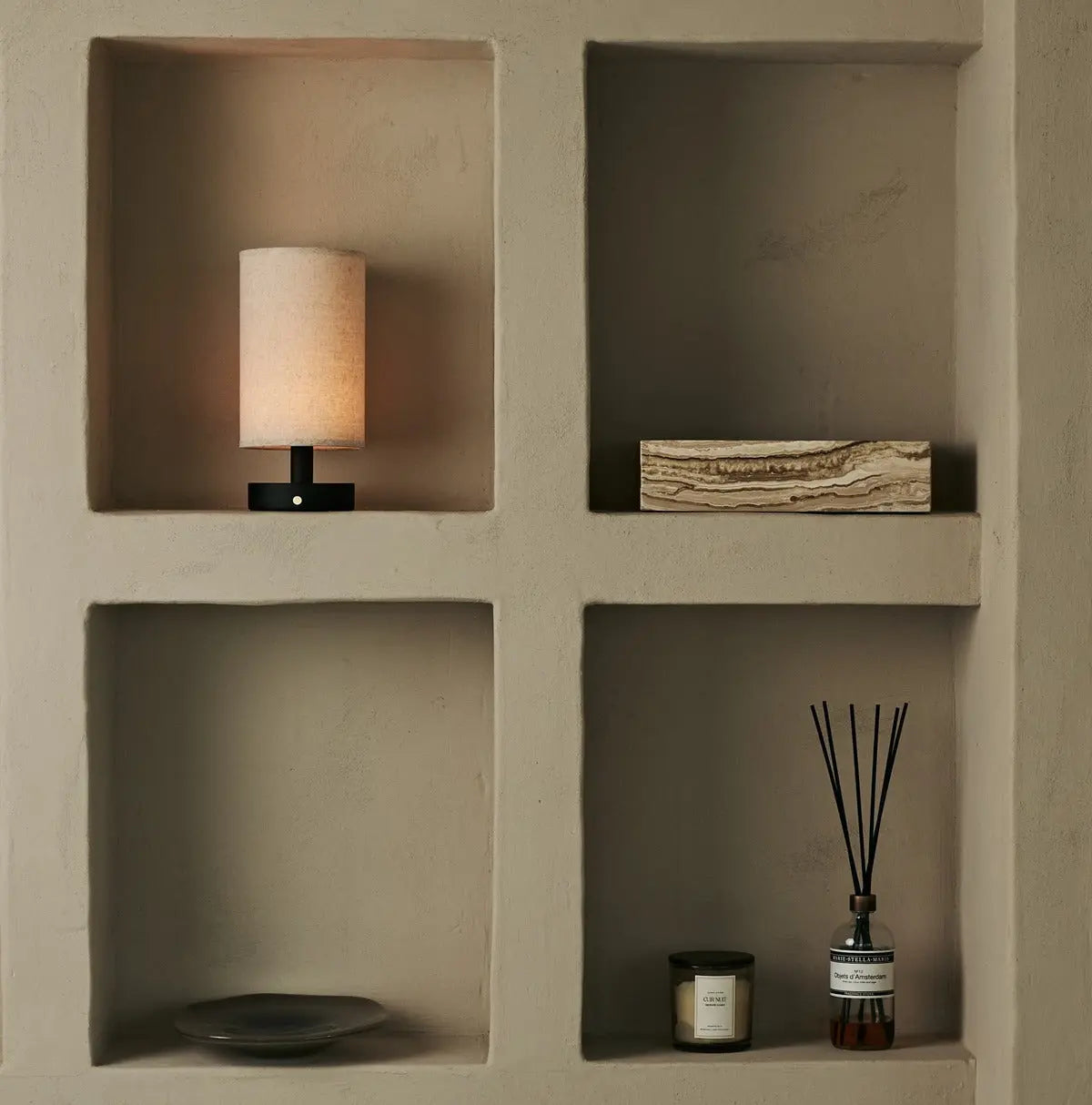 Ben Black Wooden Table Lamp – Rechargeable, Dimmable, USB-C Powered