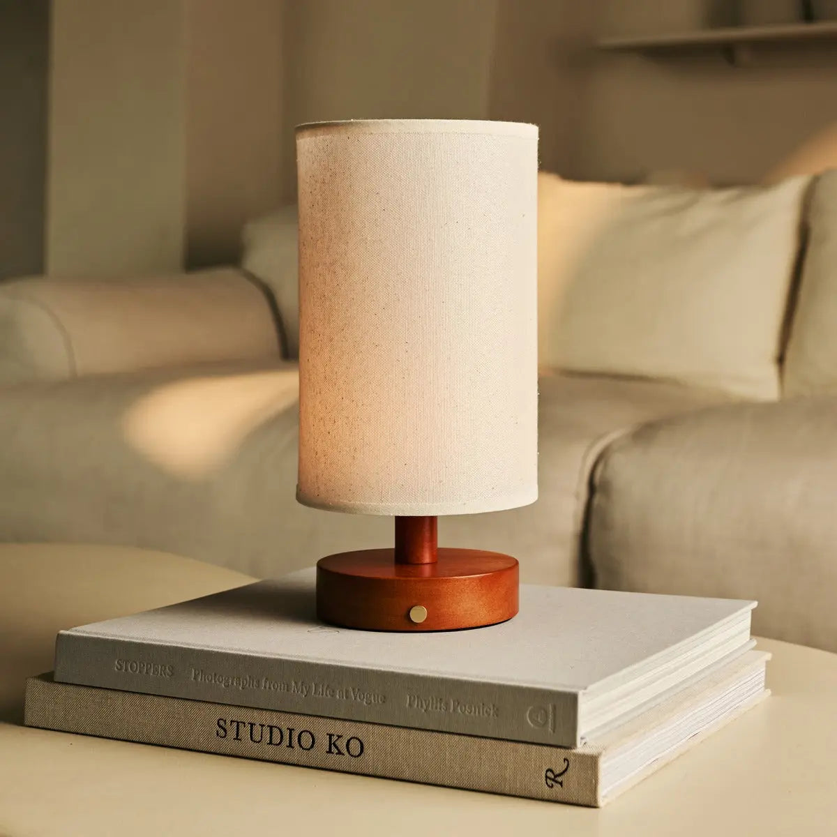 Ben Chestnut Brown Wooden Dark Brown Table Lamp – Rechargeable, Dimmable, USB-C Powered