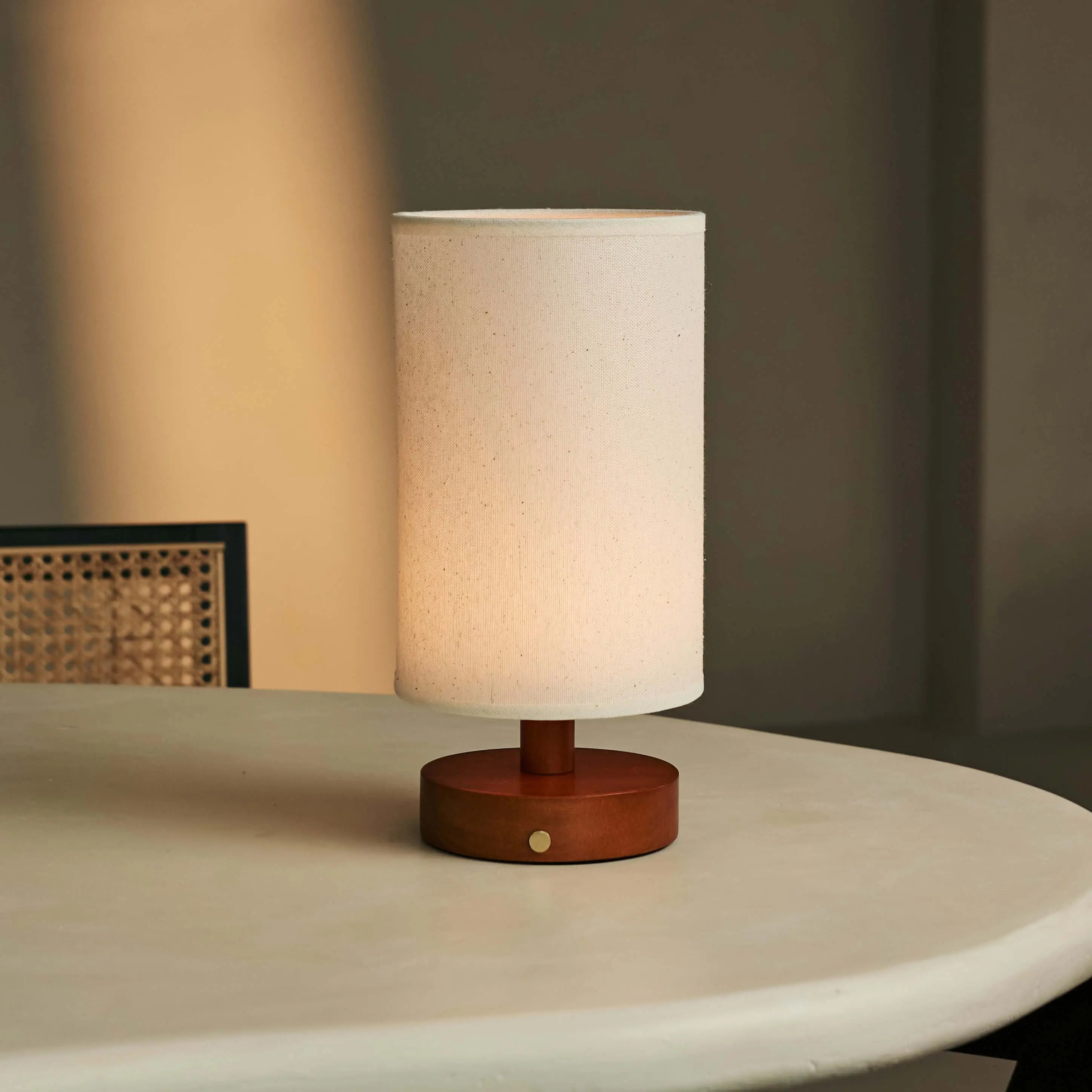 Ben Chestnut Brown Wooden Dark Brown Table Lamp – Rechargeable, Dimmable, USB-C Powered