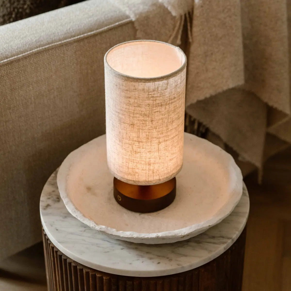 Ben Dark Brown Wooden Table Lamp – Rechargeable, Dimmable, USB-C Powered Tavellio