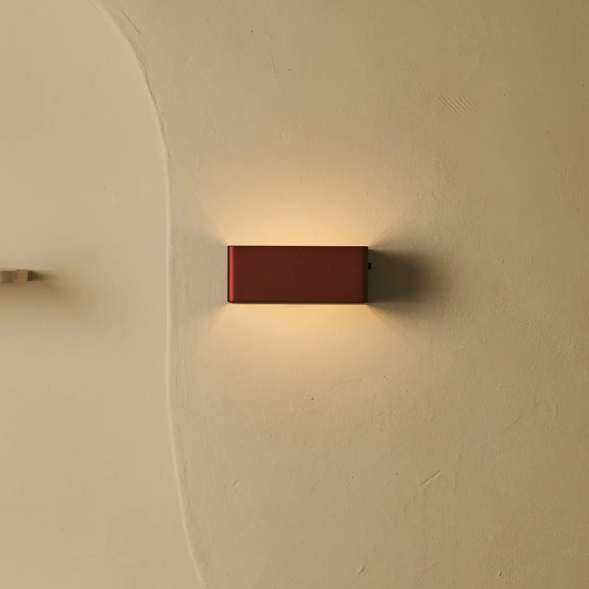 Tessa Bronze Cordless Wall Lamp including Remote Control, 20 Light Modes, Dimmable, Magnetic Suspension System & with Motion Sensor