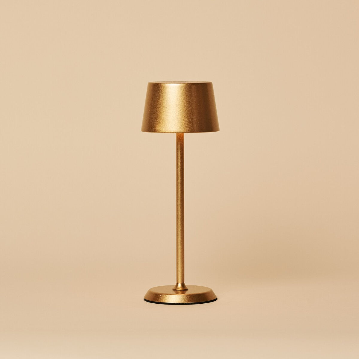 Brouwer Mini Gold Cordless Table Lamp | Rechargeable, Dimmable & Professional