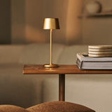 Combi Set Professional | 8 x Brouwer Gold Rechargeable Table Lamps & Magnetic Charging Station