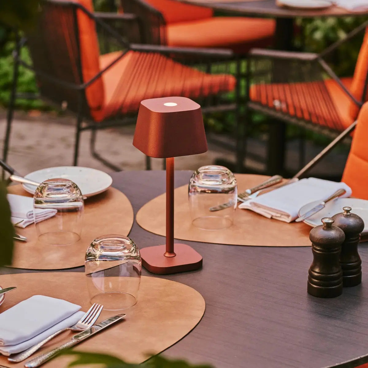 Ava Bronze - Rechargeable Table Lamp | Stylish, Cordless & Dimmable