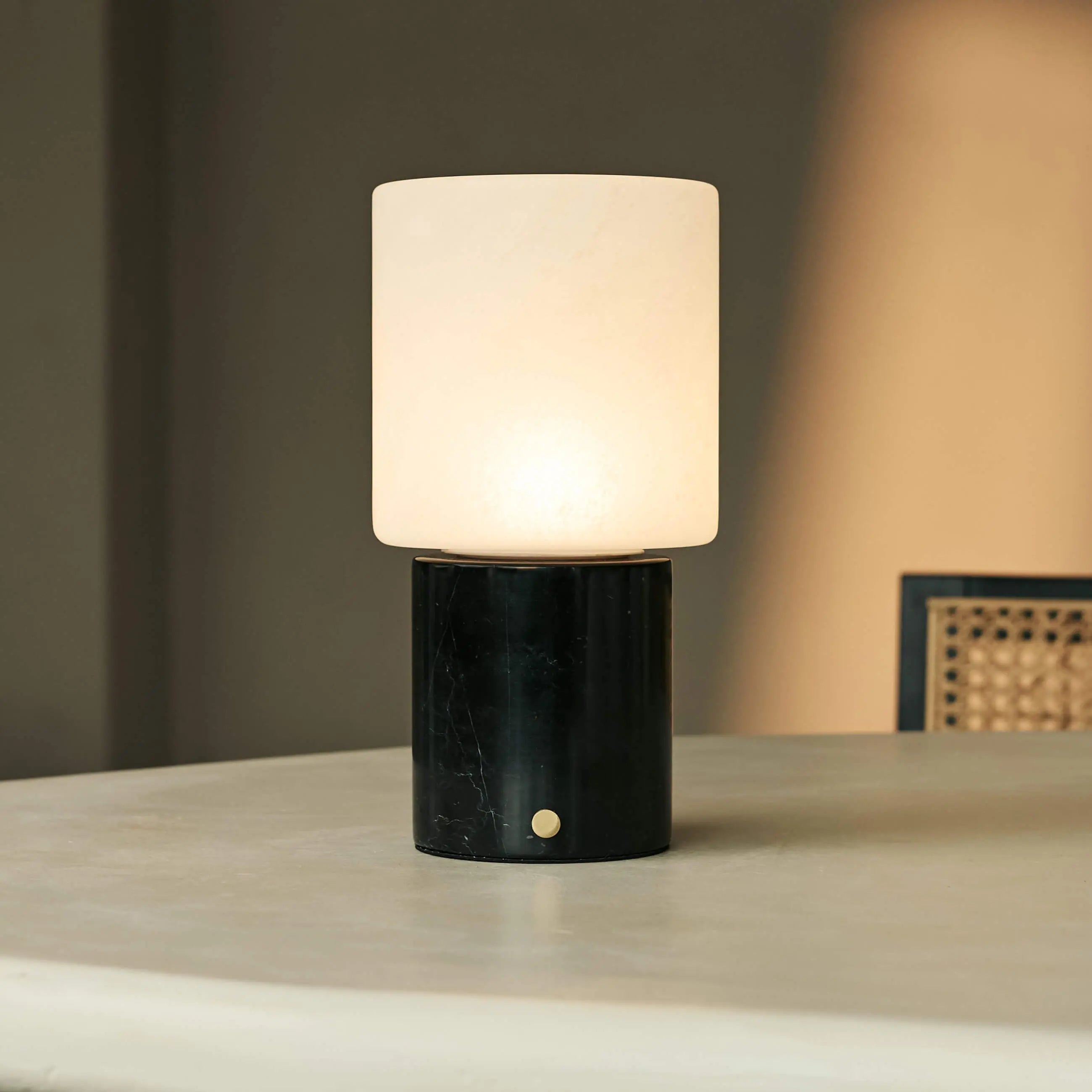 Cuyp Black / Nero Marquina – Marble Rechargeable Table Lamp – Cordless, USB Rechargeable & Up to 100 Runtime