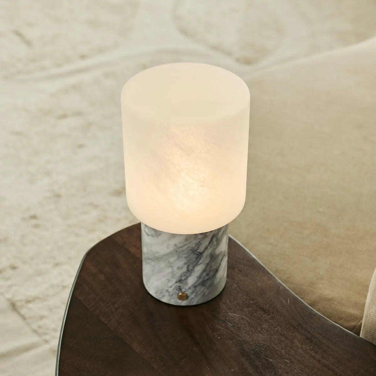 Cuyp White / Bianco Statuarietto – Marble Rechargeable Table Lamp – Cordless, USB Rechargeable & Up to 100 Hours Runtime