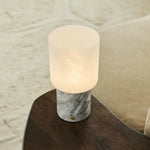 Cuyp White / Bianco Statuarietto – Marble Rechargeable Table Lamp – Cordless, USB Rechargeable & Up to 100 Hours Runtime