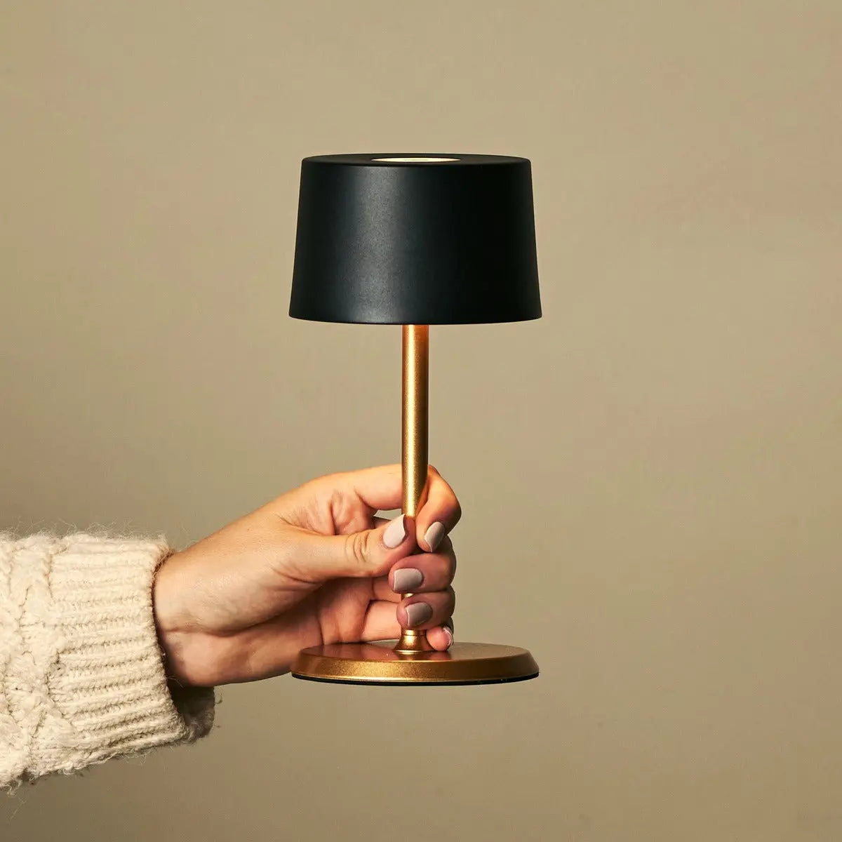 David Black & Gold Rechargeable Table Lamp 2 in 1 with Adjustable Height – Dimmable & Cordless with 120 Hours Battery