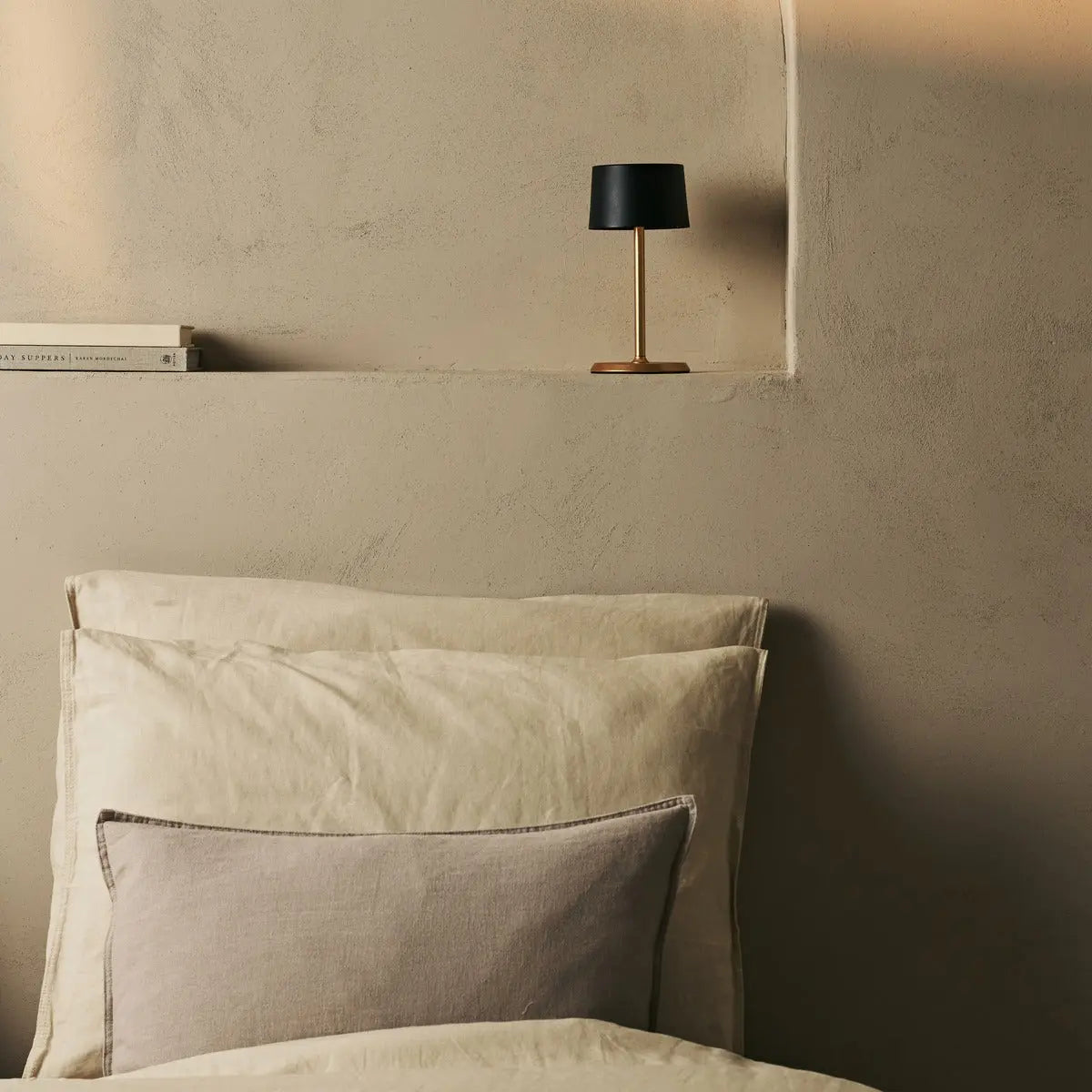 David Black & Gold Rechargeable Table Lamp 2 in 1 with Adjustable Height – Dimmable & Cordless with 120 Hours Battery