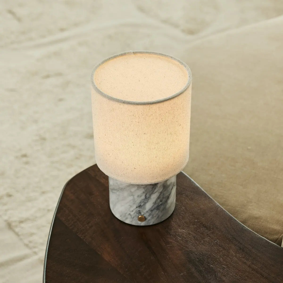 Dou White / Bianco Statuarietto – Marble Rechargeable Table Lamp – Cordless, 3 Light Modes & With Linen Interchangeable Lampshade