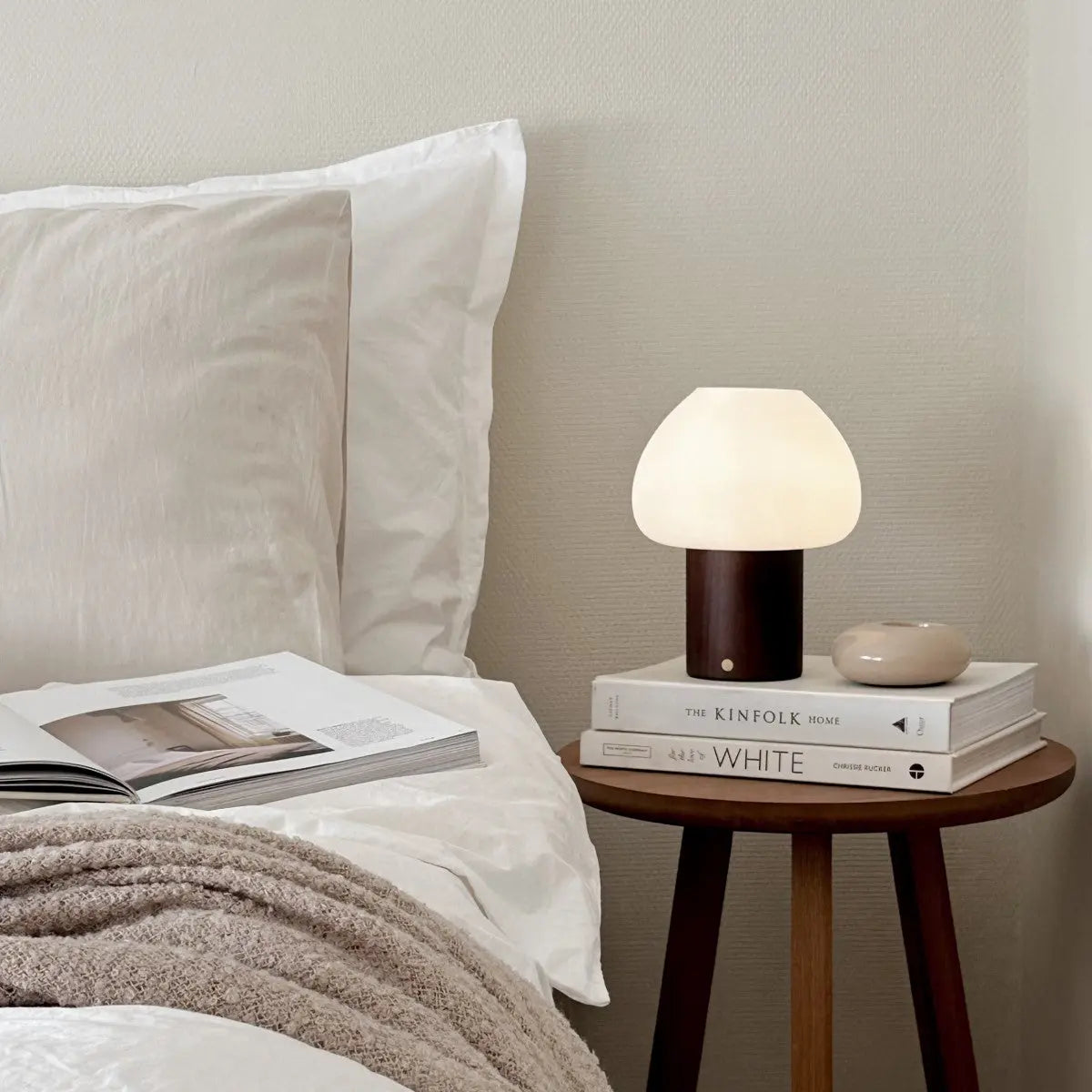 Fynn Dark Brown Wooden Lamp – Rechargeable & Dimmable Light Tavellio