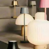 Wouter Orange Blossom Rechargeable Table Lamp – Wireless Charging, Dimmable, 120-Hour Battery Life Tavellio