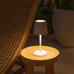 James White Rechargeable Table Lamp – Cordless, Dimmable & Elegant Tavellio