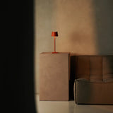 Wouter Orange Blossom Rechargeable Table Lamp – Wireless Charging, Dimmable, 120-Hour Battery Life Tavellio