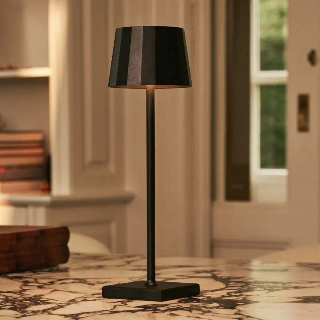 William Black Rechargeable Iron Table Lamp – 120-Hour Battery, Dimmable, USB-C Charging