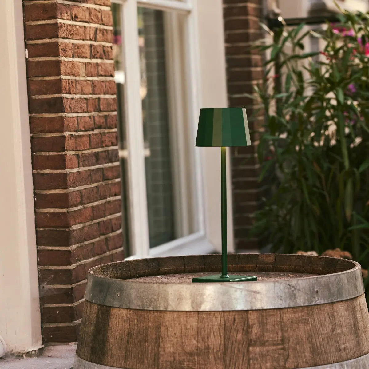 William Pine Green Rechargeable Table Lamp – USB-C, Dimmable, 120-Hour Battery