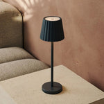 Maya Stone Grey Ribbed Table Lamp Made of Iron – Dimmable Lamp & 3 Light Modes, Rechargeable via Wireless Charging Station Tavellio